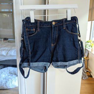 Jean shorts with suspenders